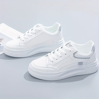 Chic White Sneakers Lightweight Comfort